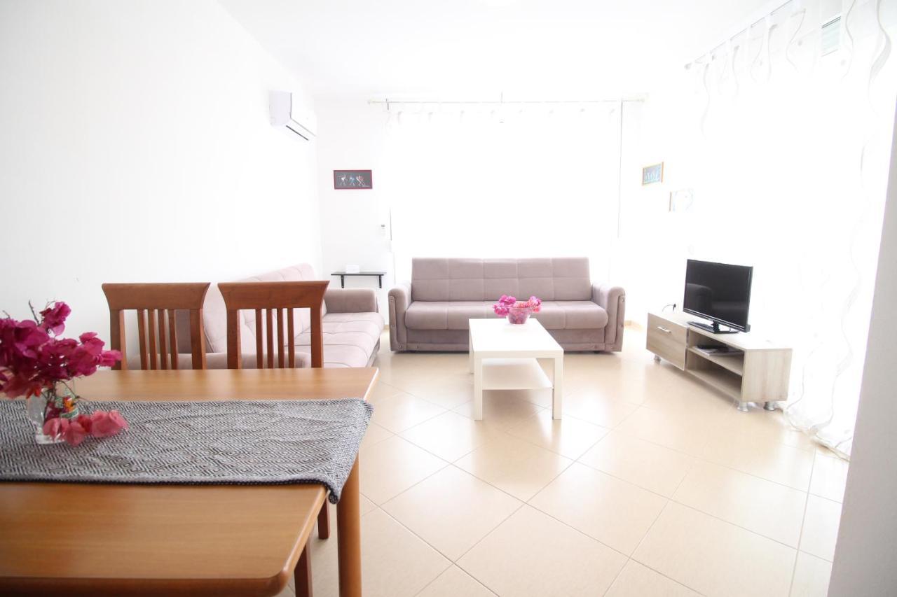 The Bay Apartments Sarandë Exterior foto
