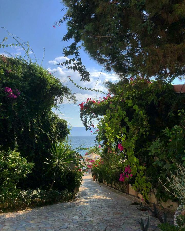 The Bay Apartments Sarandë Exterior foto